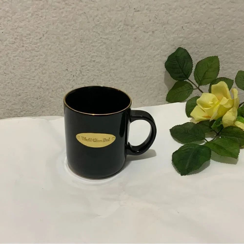 World Class Dad plated gold emblems handled black glass A13